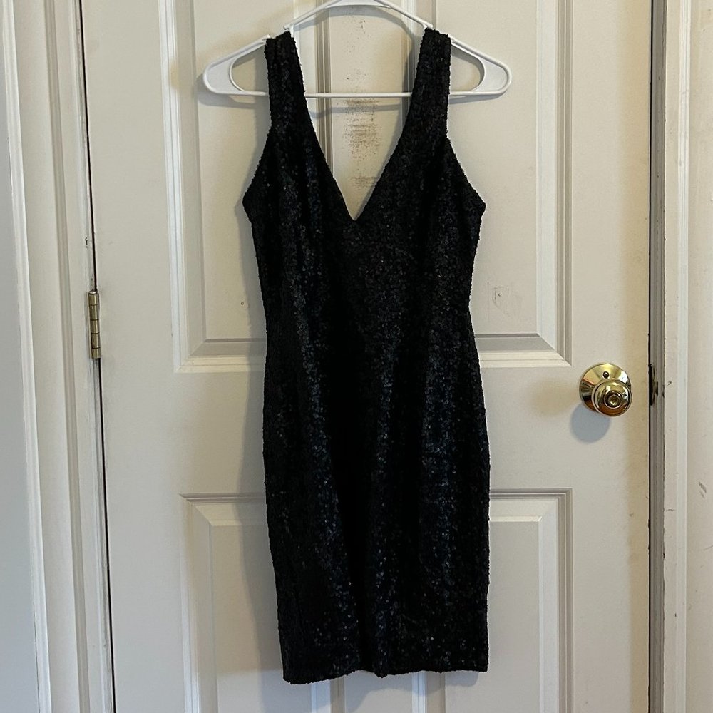 Dress the Population Form-fitted Black Sequin Dress | WORN ONCE